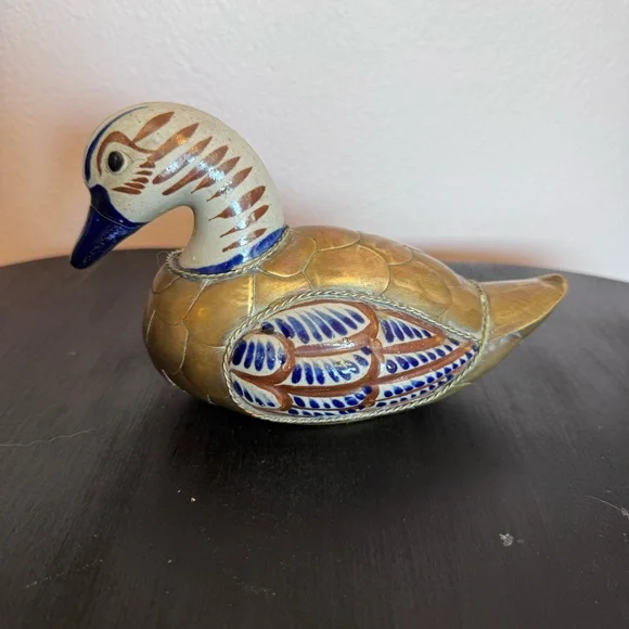 Vintage Mexican Tonala Pottery and Brass Duck - Picture 8 of 8